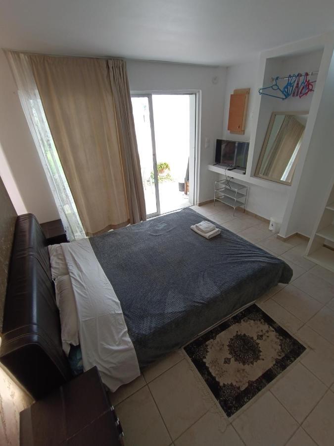 Azalea Garden Apartment With Mountain View Kremastí 外观 照片