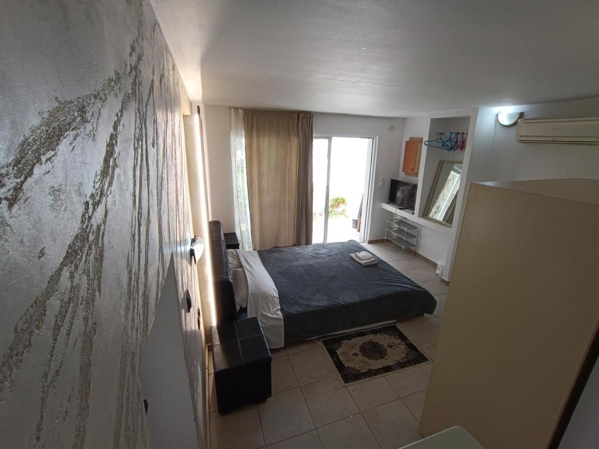 Azalea Garden Apartment With Mountain View Kremastí 外观 照片